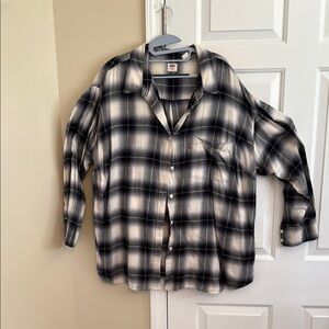 Levi's Monochrome Plaid Button-Up Shirt